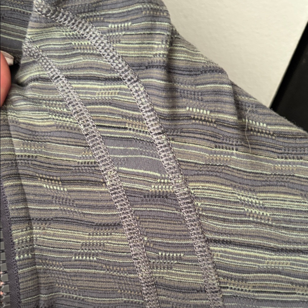 Lululemon Define Jacket - Picture 4 of 5